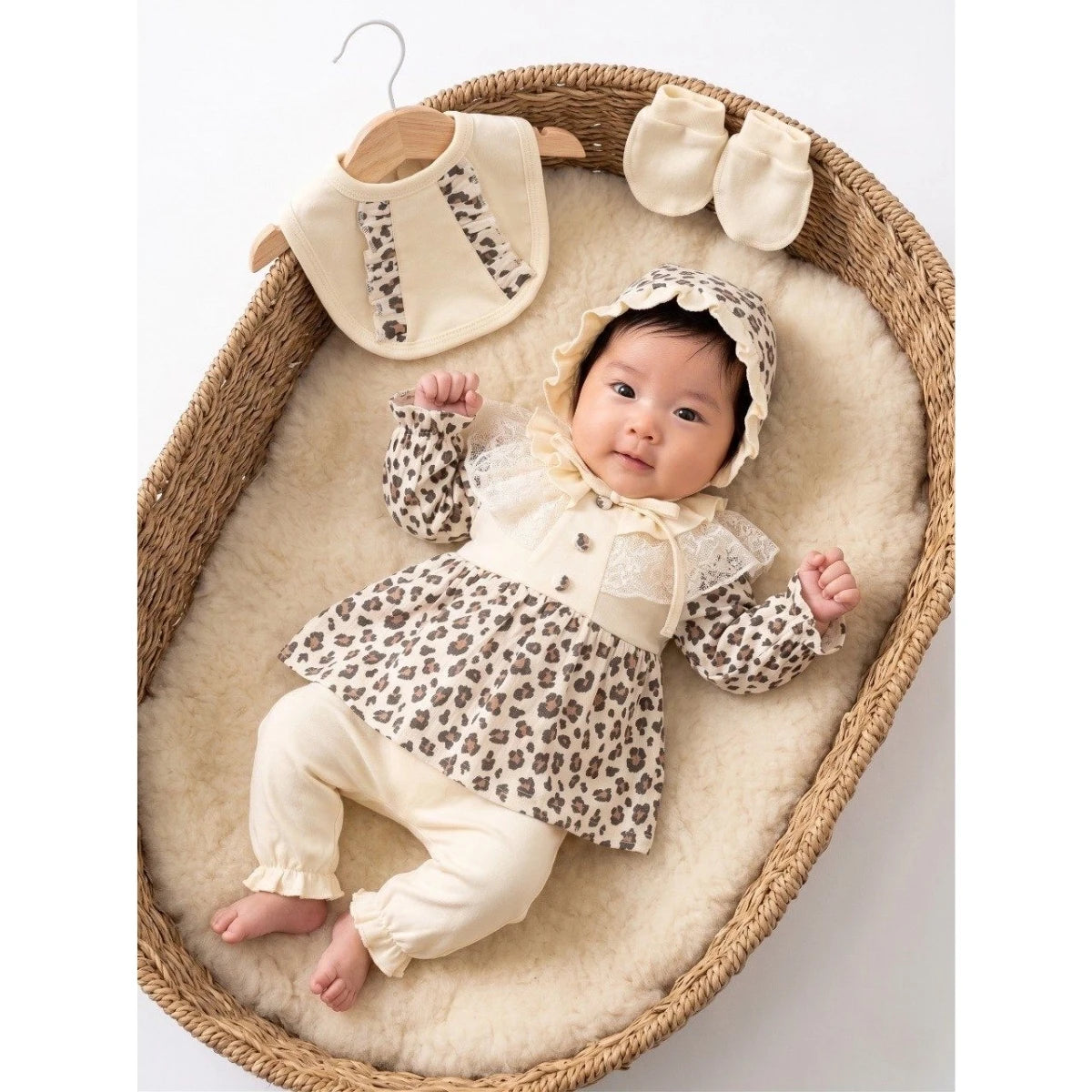leo chic yenidoğan set
