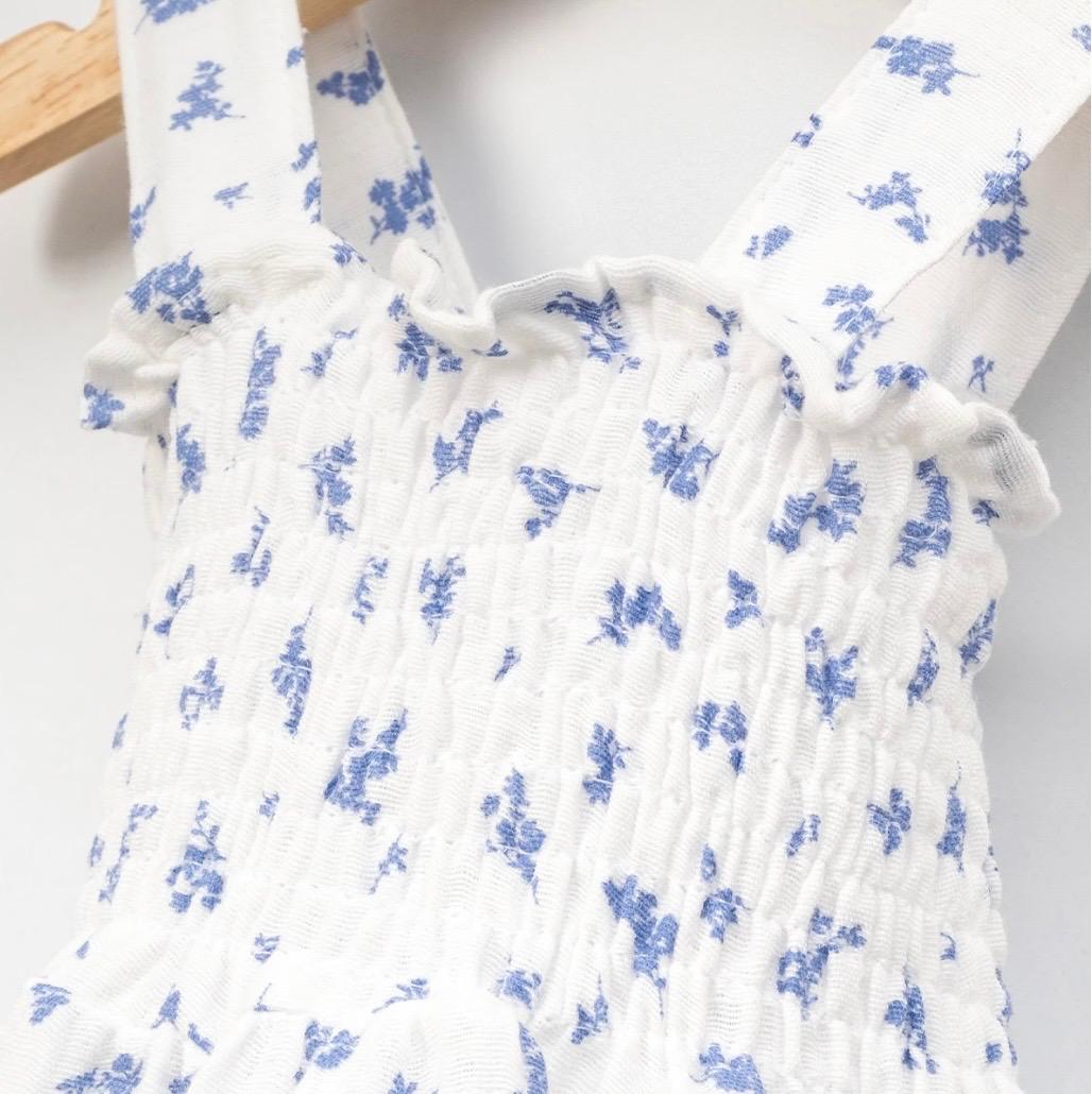 Bluebell şapkalı elbise